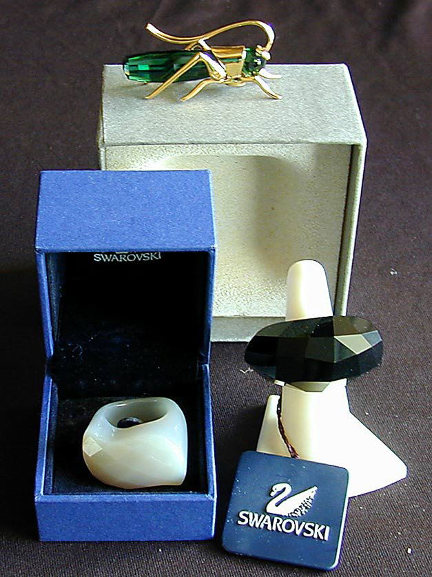 3 Pcs Swarovski jewelry Including a black faceted ring, (1 of 4)