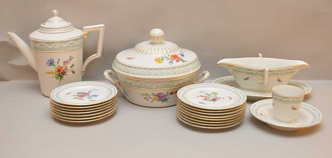 KPM china, 19 pieces, incl;  covered vegetable bowl, (1 of 5)