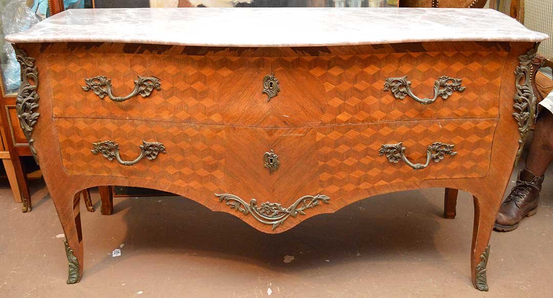French Parquetry 2 drawer serpentine commode, ormolu (1 of 3)