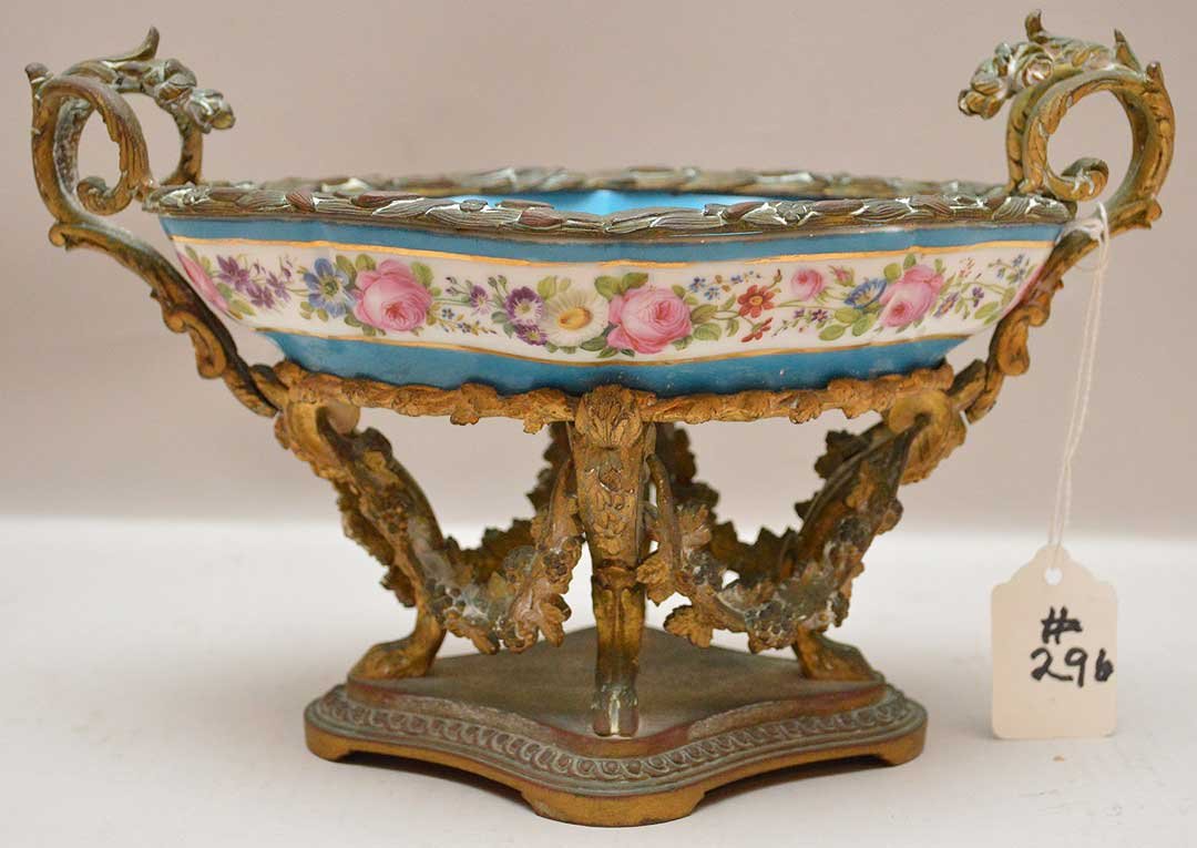 French bronze elegant frame with handpainted fitted (1 of 3)