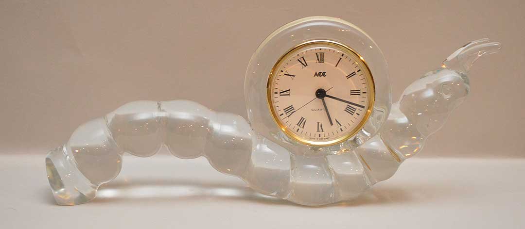 Kosta Boda crystal snail with quartz clock, 11 1/2"L: Kosta Boda crystal snail with quartz clock, 11 1/2"L