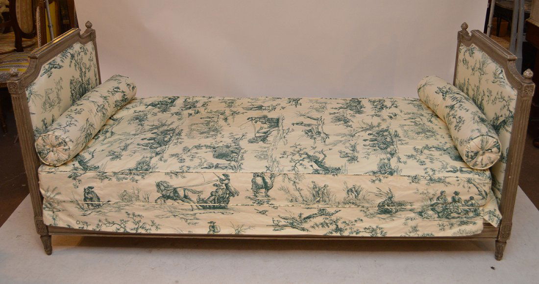 Antique French day bed with custom mattress complete (1 of 3)