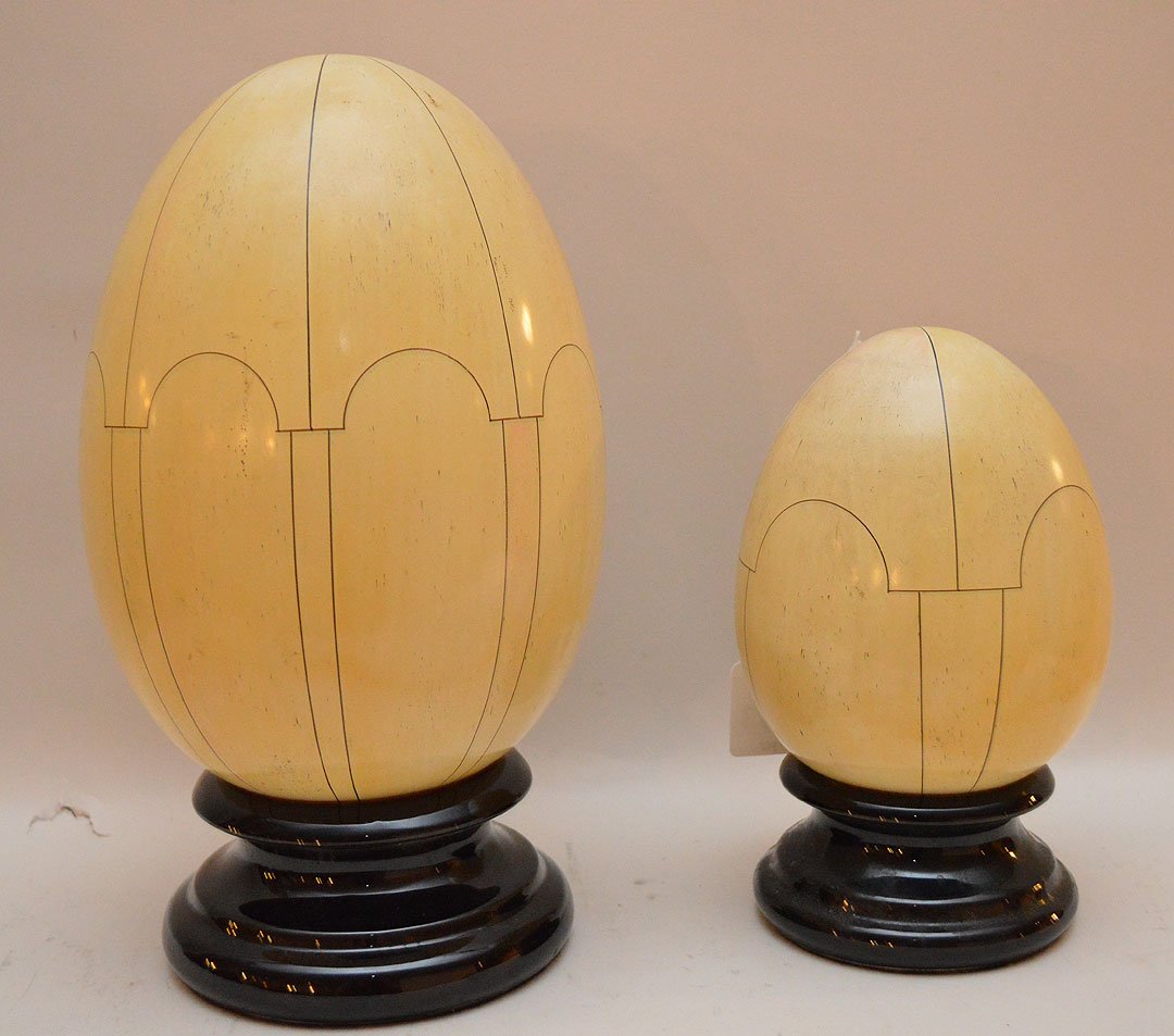 Two Creation Jean Roger France Hand Painted Eggs.: Two Creation Jean Roger France Hand Painted Eggs. Condition: good. Lager Ht. 12" Smaller Ht. 8 1/2"