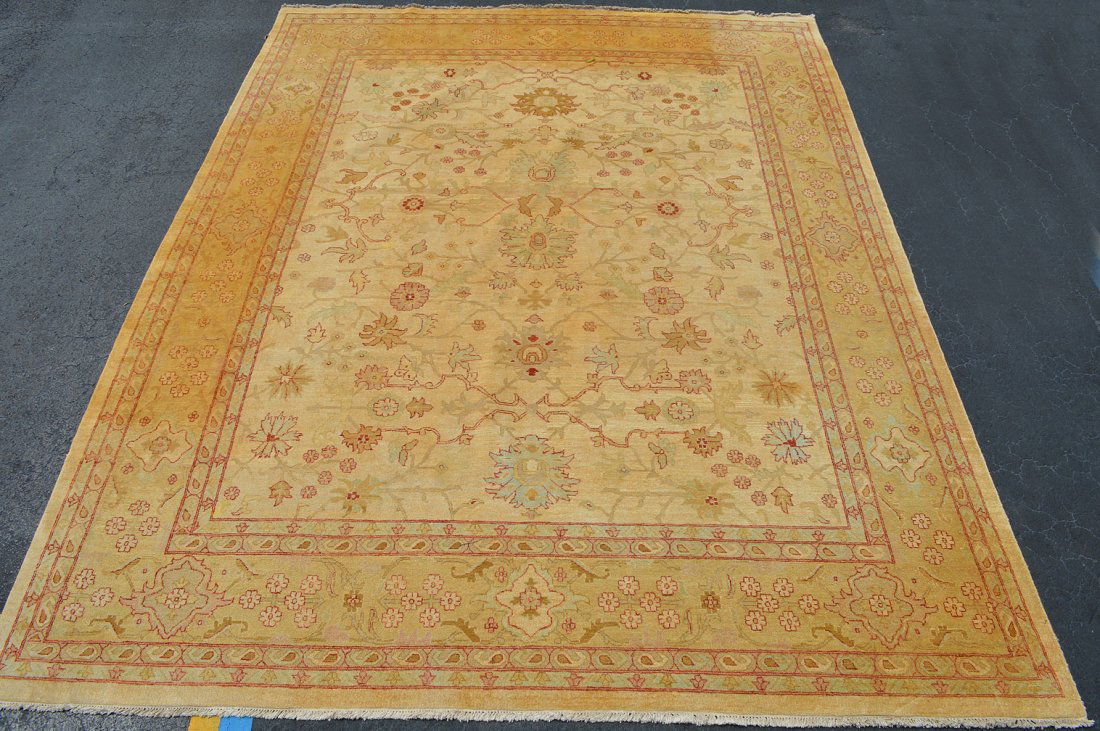Large Room sizse Decorative Rug (1 of 7)