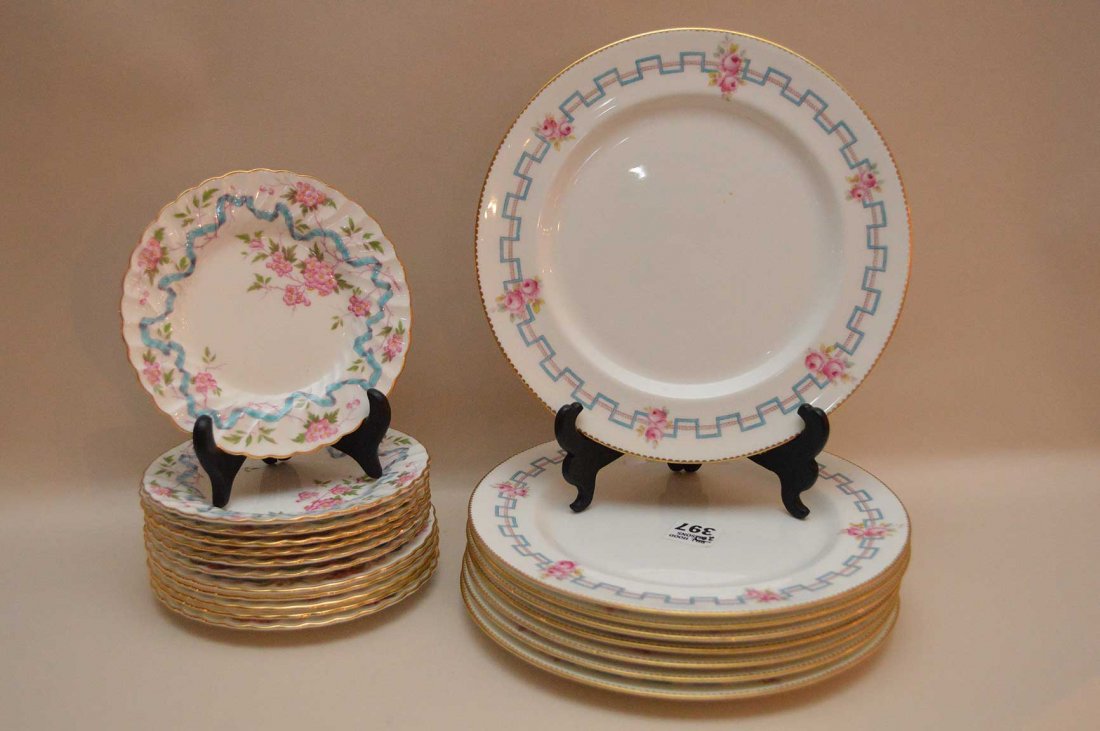 8 Royal Doulton dinner plates (9"dia) and 12 Minton (1 of 5)