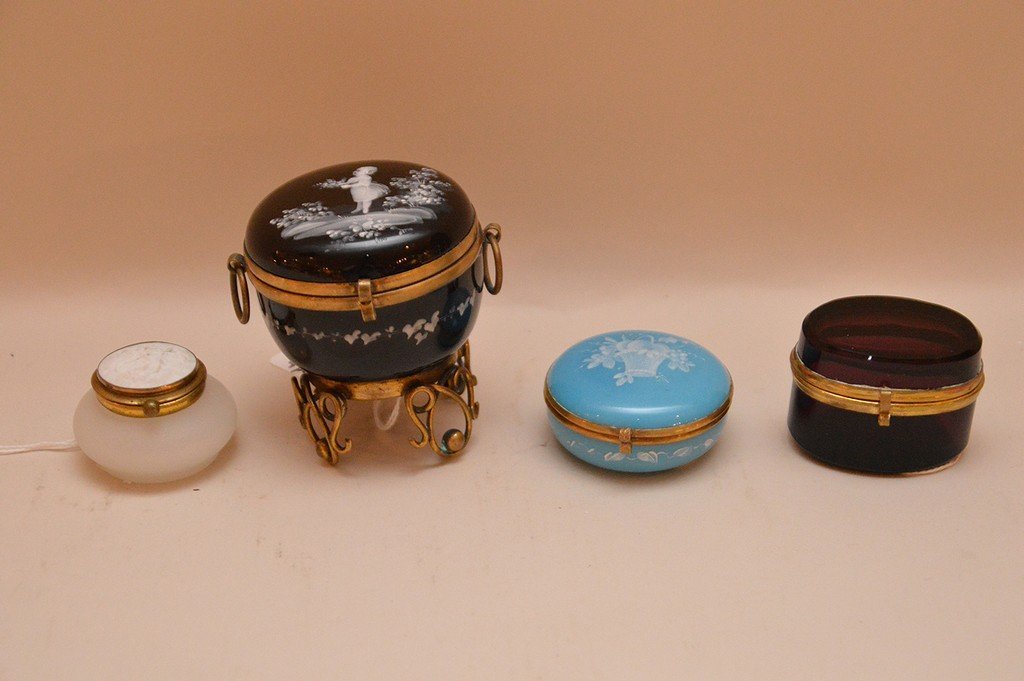 Lot 4 Glass Boxes.  Mary Gregory Glass Box raised on (1 of 5)