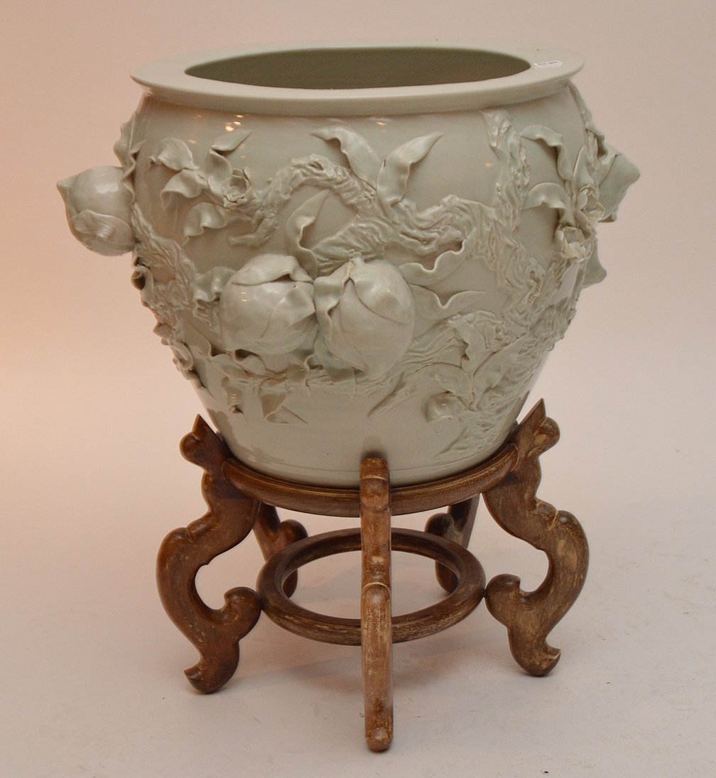 Blanc de chine jardiniÃ¨re with fruit, flower and fauna (1 of 4)