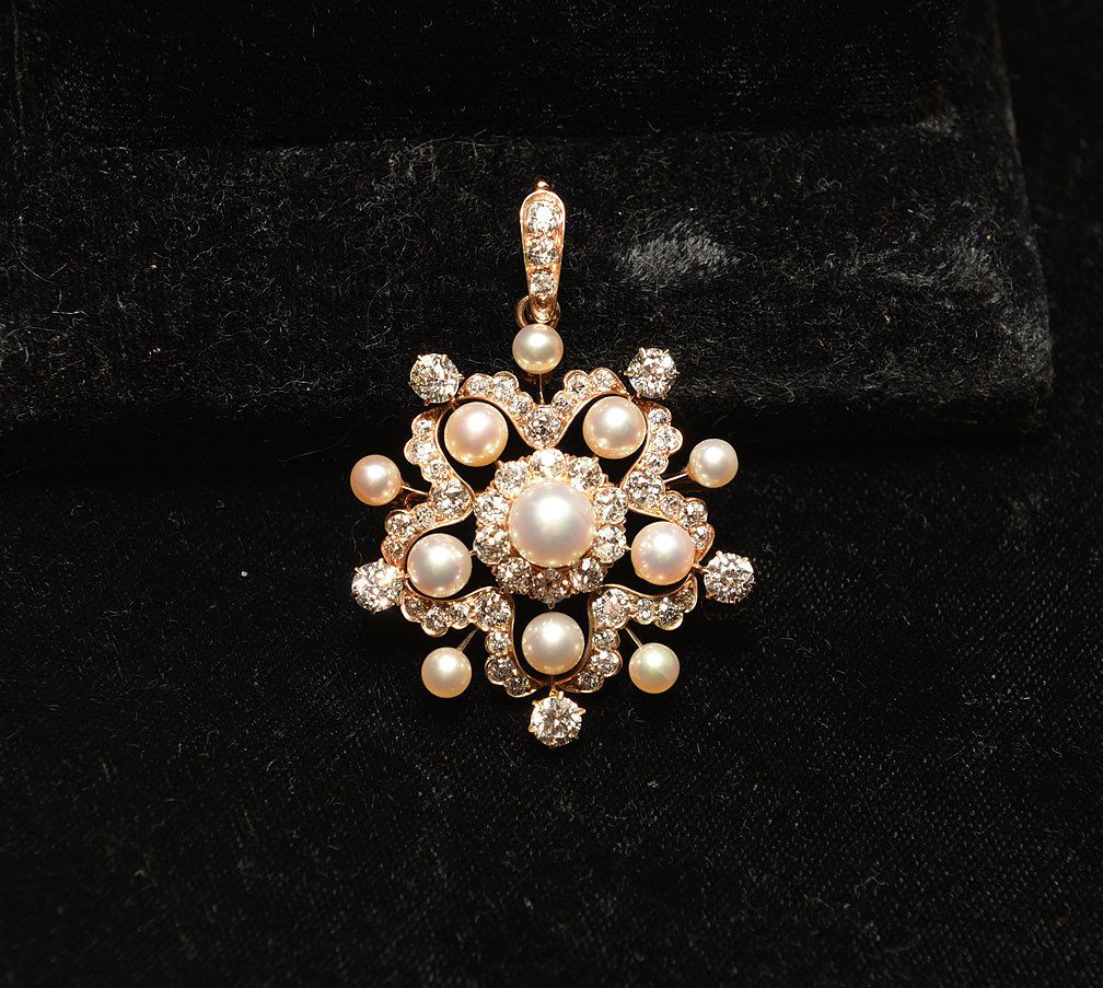 Ladies pendant/pin, diamond and pearl 18kt (1 of 3)