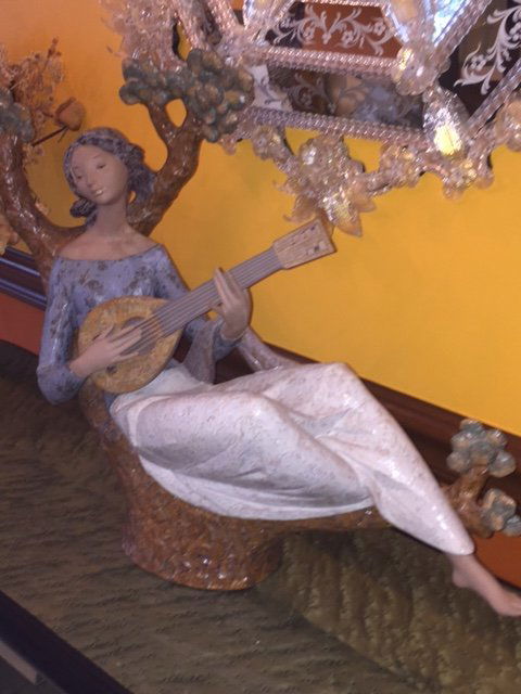 Large Lladro Figure Girl With Mandolin Artist Signed Ht (1 of 7)