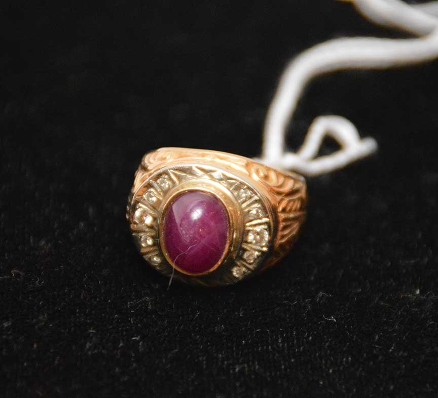 Men's ring, 18kt gold, Cabochon ruby (3.5-4.0ct size) (1 of 2)