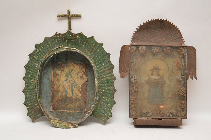 2 vintage tin framed religious pictures (1 of 4)