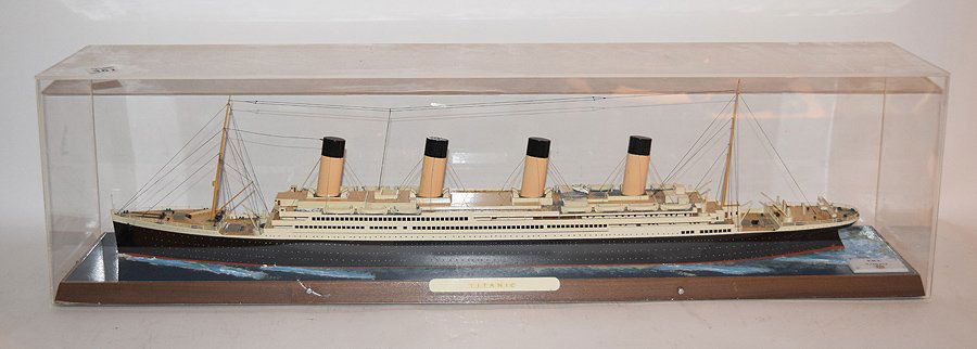 Titanic Ship Model, 28"L, case 30 3/4"L, wood (1 of 5)