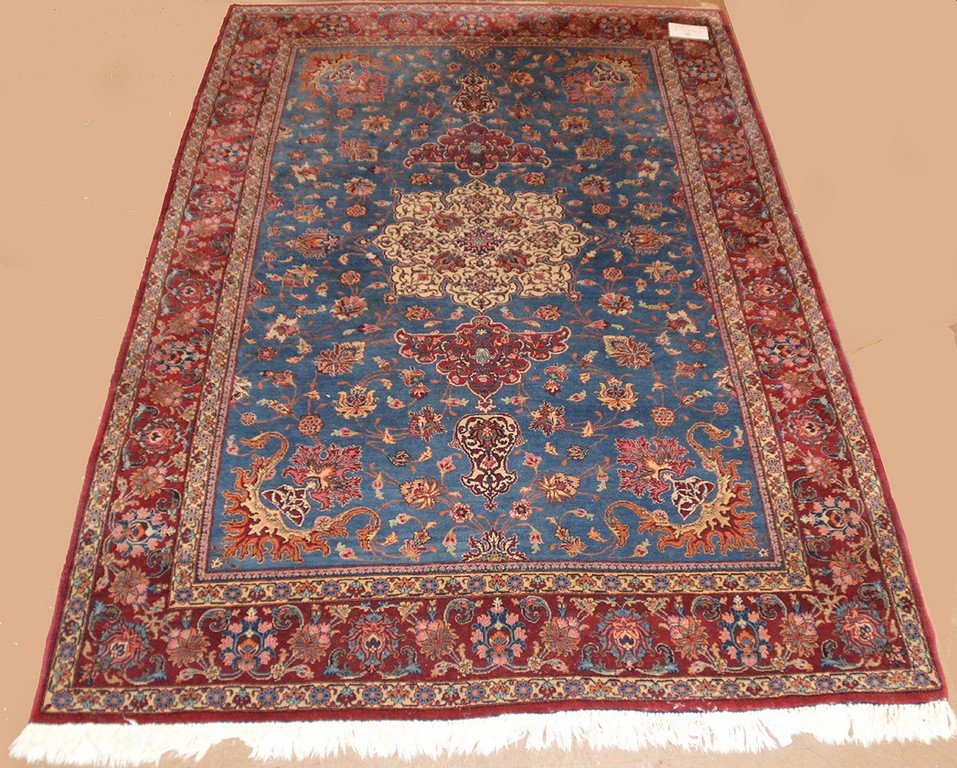 Carpet, Wide red border, blue center, cream center (1 of 4)