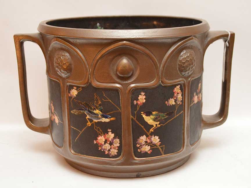 Early 1900's 2 handled jardiniÃ¨re with birds and (1 of 8)
