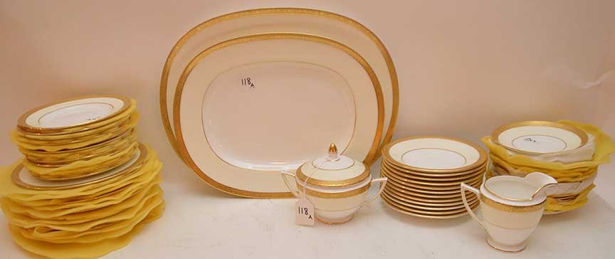 53 Piece Minton Westminster Porcelain Partial Dinner (1 of 3)