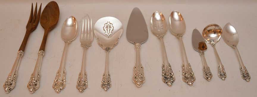 11 Wallace sterling Grand Baroque serving pieces (1 of 3)