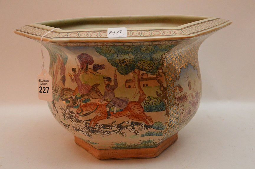 Chinese Porcelain Octagonal Cache Pot (1 of 8)