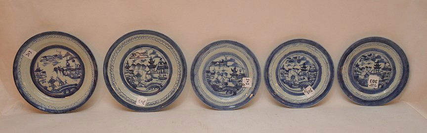 5 Assorted 19th Century Canton Porcelain Plates. (1 of 5)