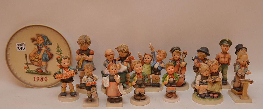(14) assorted Hummel's and (1) 1984 Hummel plate (1 of 4)
