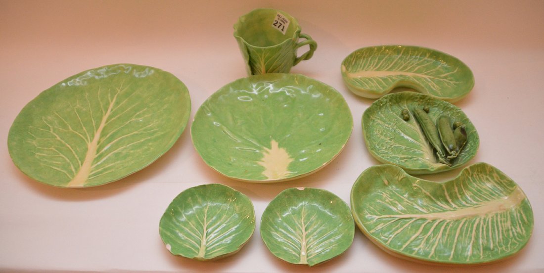 Lot of Dodie Thayer assorted vintage lettuce leaf: Lot of Dodie Thayer assorted vintage lettuce leaf pieces, dinner plate, 9 1/2"dia, luncheon plate, 8", 2 bone dishes, 2 nut dishes (4") (1 chip), 1 "pea" plate and 1 mug (2 small chips)