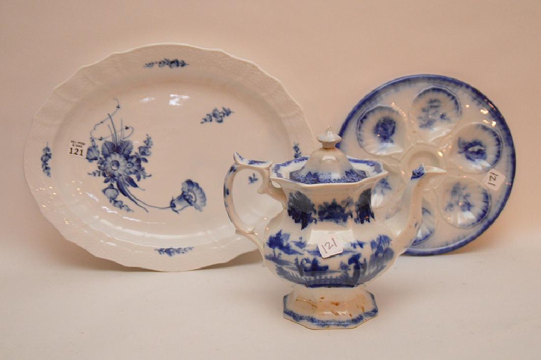 Royal Copenhagen porcelain oval platter (16"w), English (1 of 4)