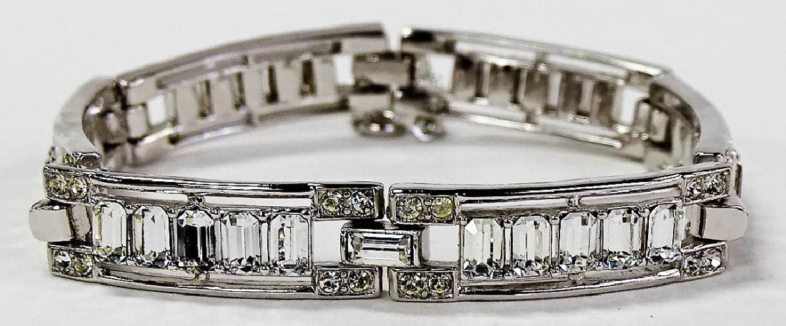 VINTAGE TRIFARI SILVER TONE & RHINESTONE BRACELET (1 of 3)