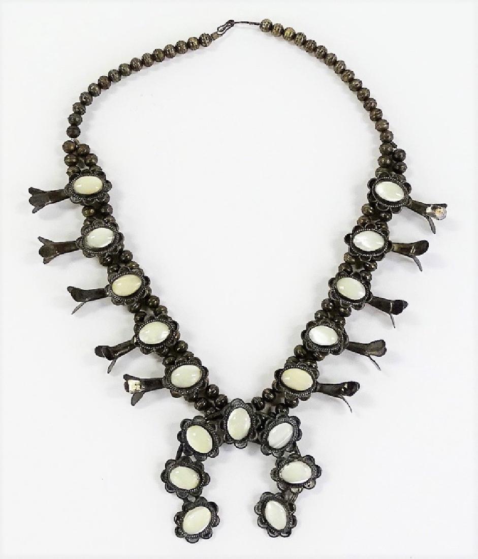 VINTAGE NAVAJO M.O.P SQUASH BLOSSOM NECKLACE (1 of 3)