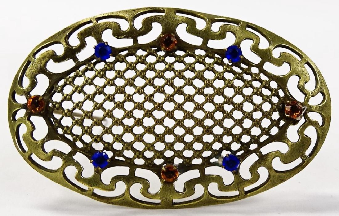 LG VICTORIAN SILVER TONE PIN (1 of 2)