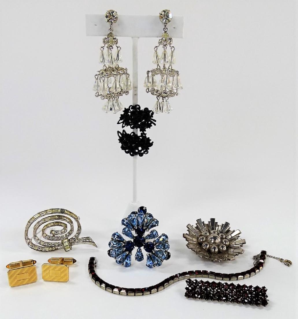 LARGE LOT OF VINTAGE COSTUME JEWELRY (1 of 1)