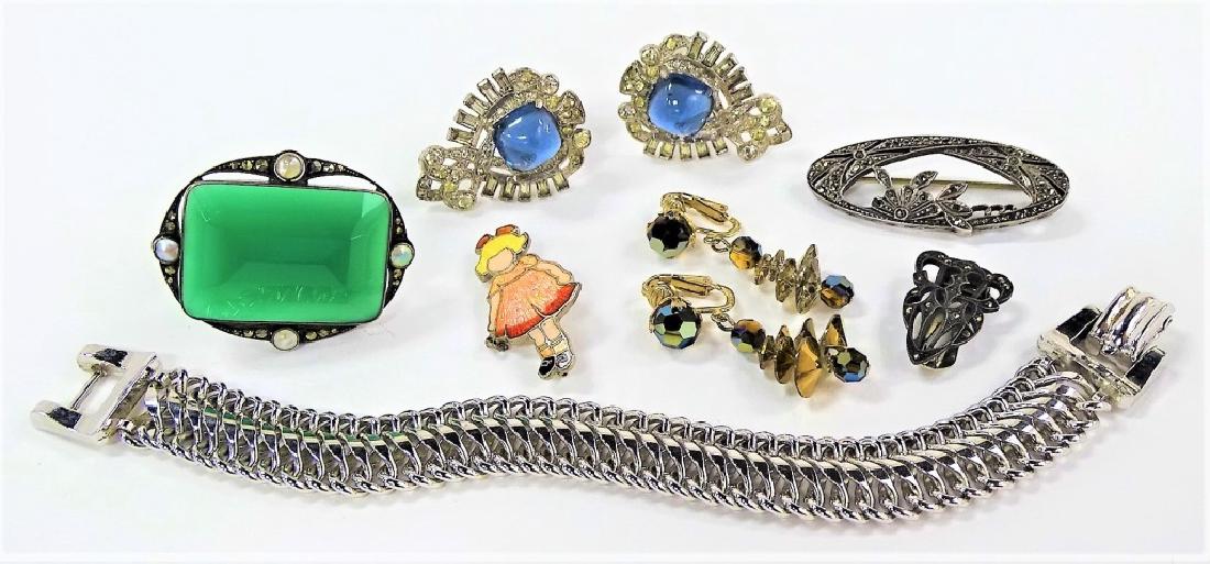 LARGE LOT OF COSTUME JEWELRY & PINS (1 of 1)