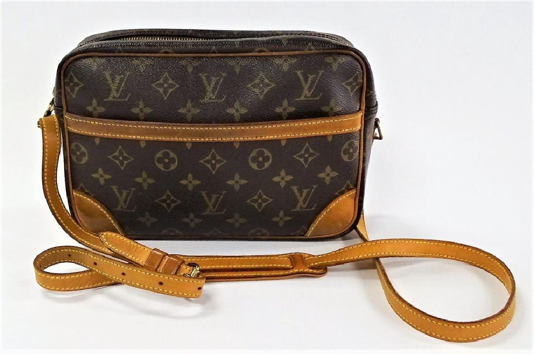 LOUIS VUITTON MONOGRAM TROCADERO 30 CROSSBODY BAG (1 of 6)