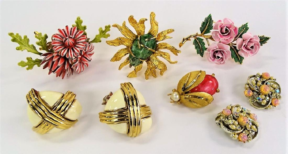 VINTAGE BROOCH & EARRING COSTUME JEWELRY LOT (1 of 1)