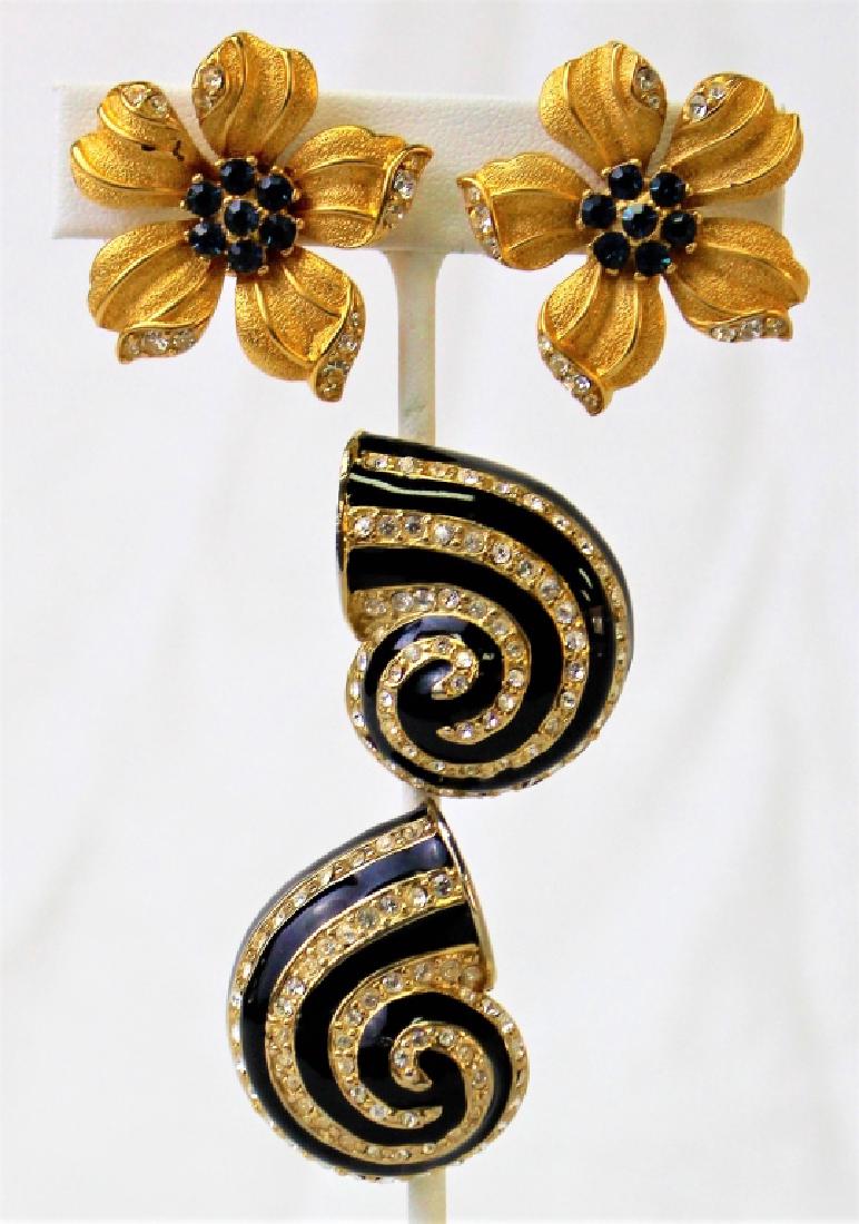 IMPECCABLE PAIR OF COSTUME EARRINGS (1 of 1)