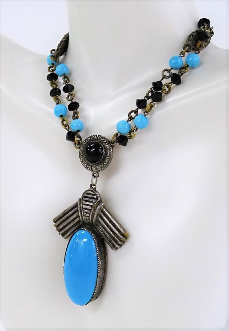 FASHIONABLE TURQUOISE COLOR NECKLACE (1 of 2)