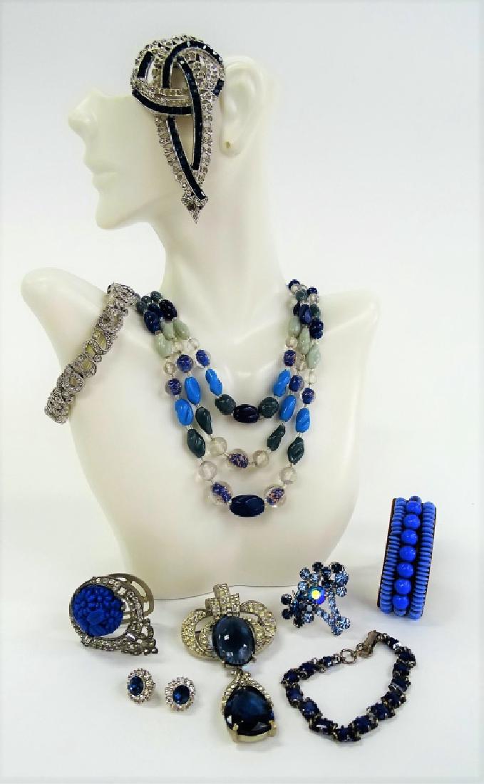 RETRO LOT OF VINTAGE COSTUME JEWELRY INC R. DEROSA (1 of 1)