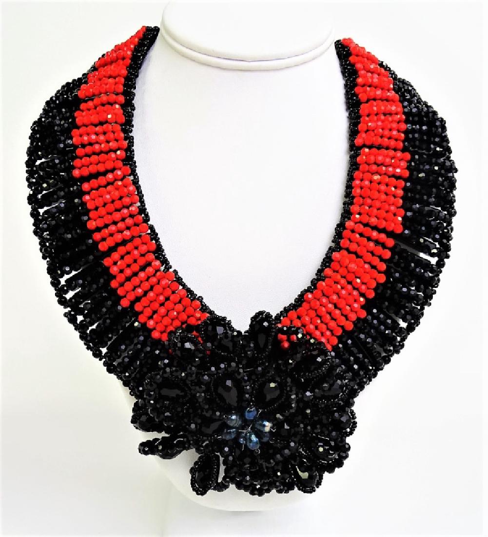 FABULOUS BLACK AND RED NECKLACE (1 of 3)