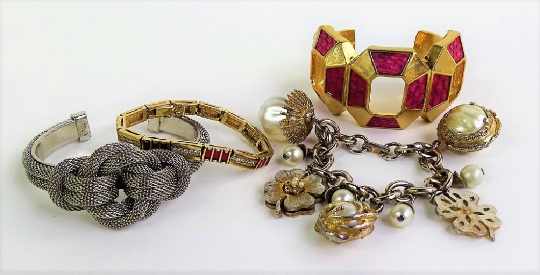 LOT OF 4 VINTAGE COSTUME LOTS OF BRACELETS (1 of 1)