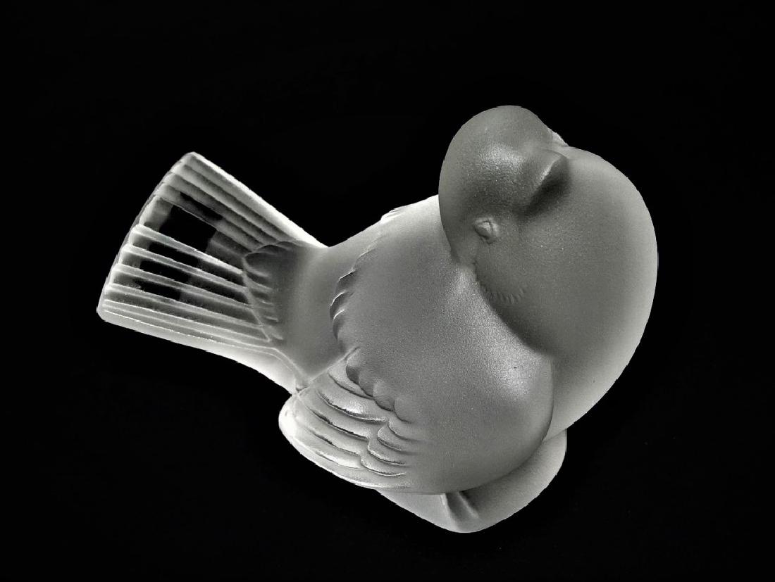 LALIQUE CRYSTAL MOINEAU MOQUEUR BIRD PAPERWEIGHT (1 of 4)