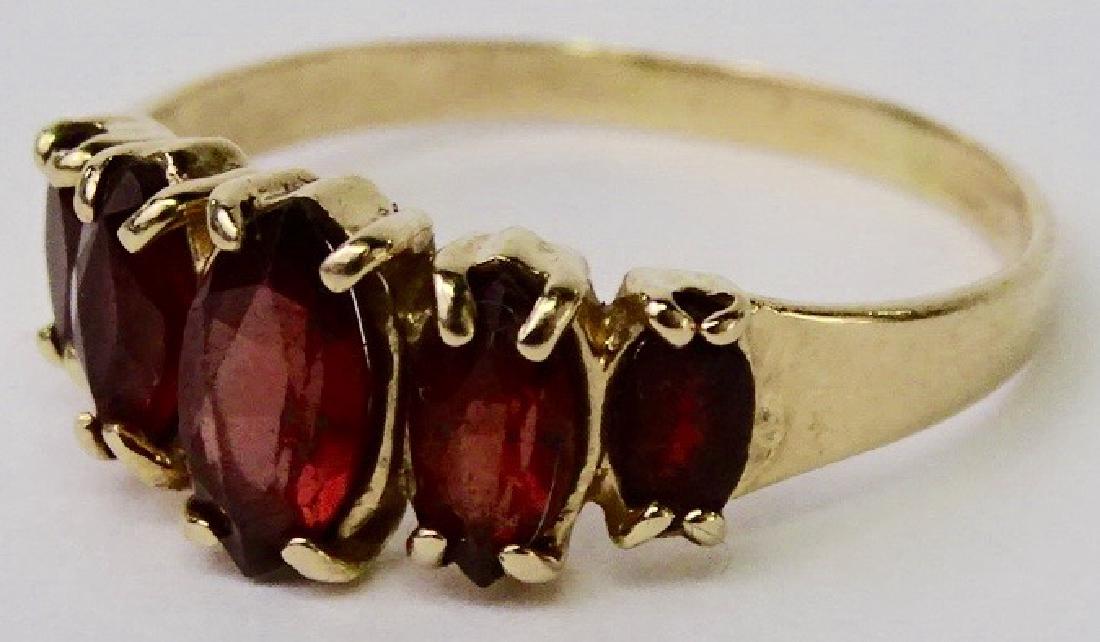 ESTATE 14KT YELLOW GOLD & GARNET LADIES RING (1 of 1)