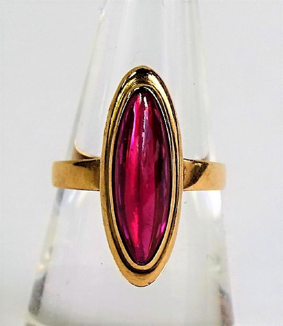 VICTORIAN BURMESE RUBY & 14KT YELLOW GOLD RING (1 of 4)