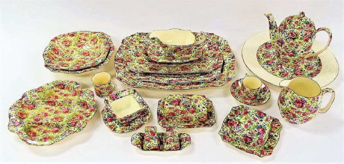VINTAGE 23 PC ROYAL WINTON SUMMERTIME CHINTZ CHINA (1 of 4)