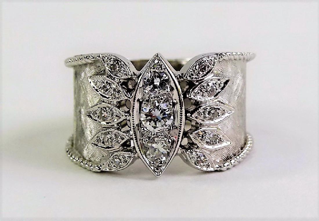 14KT W GOLD AND 1CT LADIES DIAMOND RING (1 of 4)