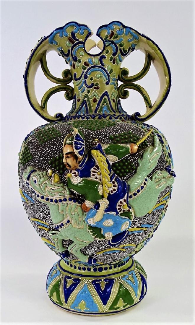 ANTIQUE JAPANESE BLOWN OUT MORRIAGE VASE SAMURAI (1 of 4)