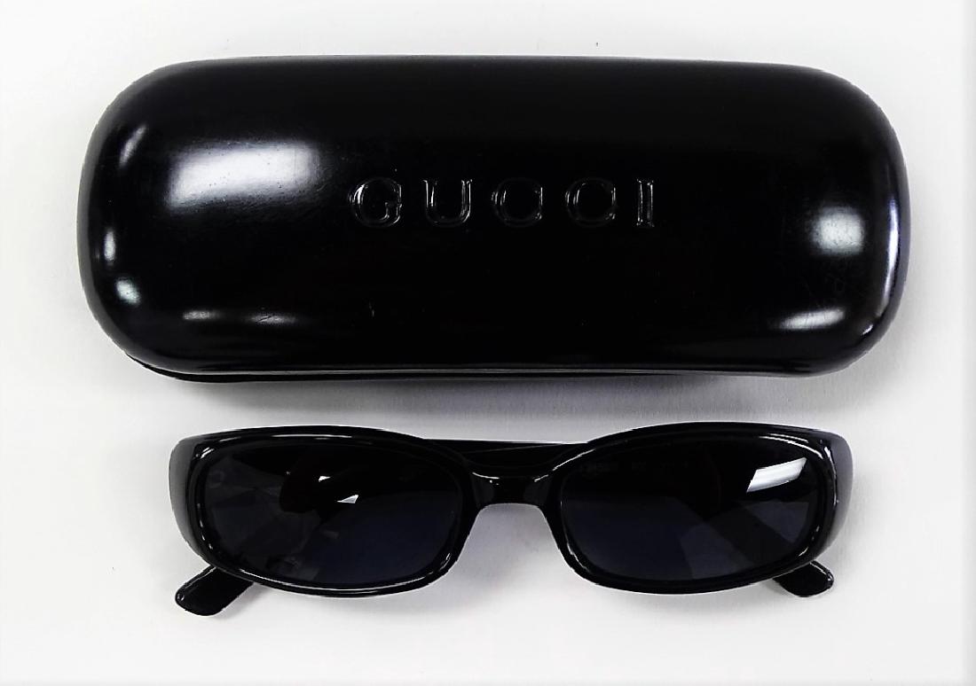 Gucci Gg 2452/s Black Italian Sunglasses