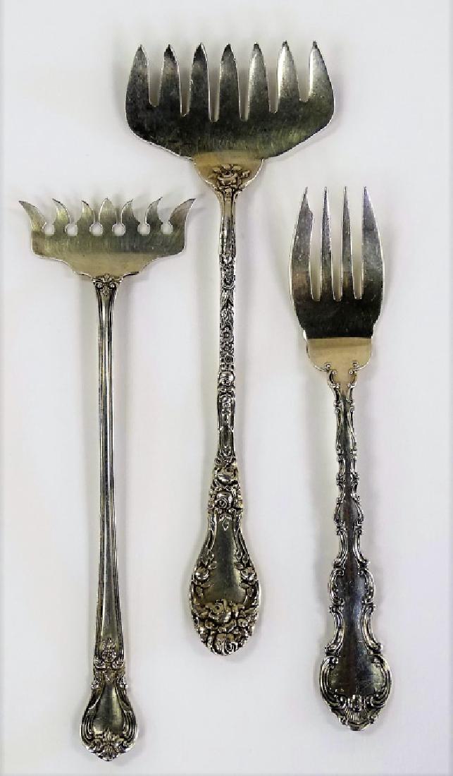 3PC LOT ANTIQUE STERLING SILVER SERVING UTENSILS (1 of 2)
