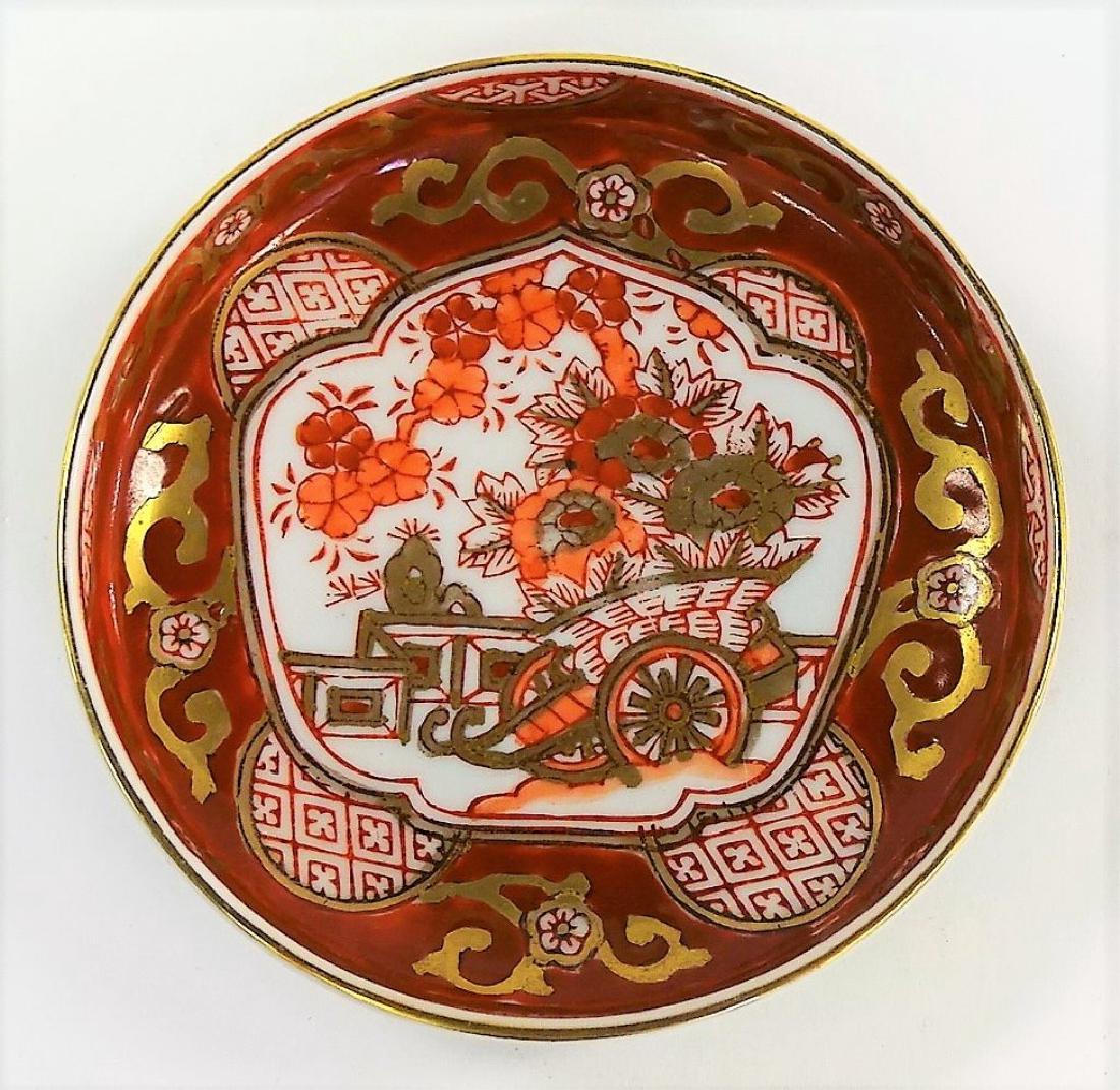 ANTIQUE JAPANESE KUTANI PORCELAIN DISH (1 of 3)