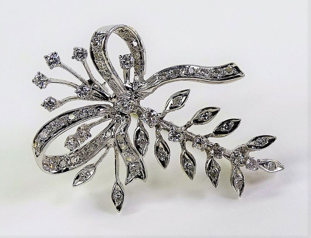 VINTAGE 14KT WHITE GOLD DIAMOND WHEAT PIN (1 of 3)