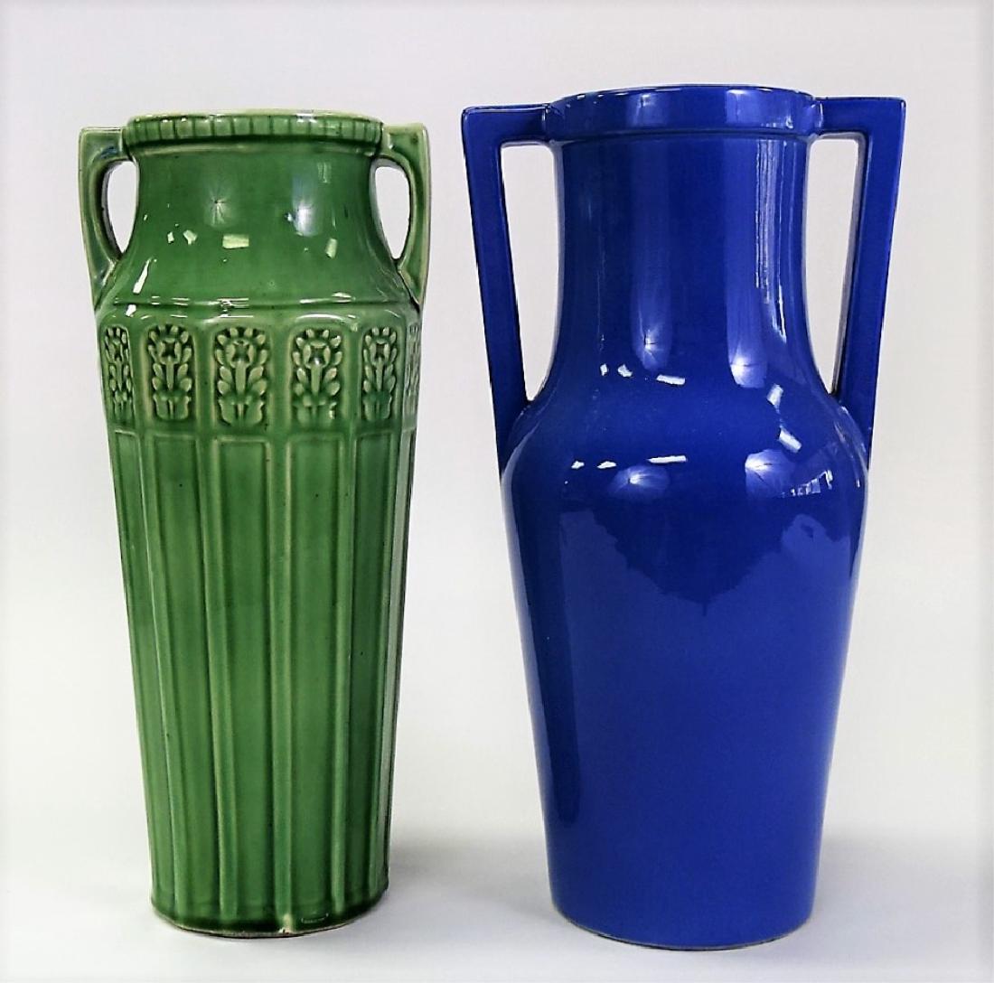 2PCS VTG RED WING ART POTTERY HANDLED VASES (1 of 3)