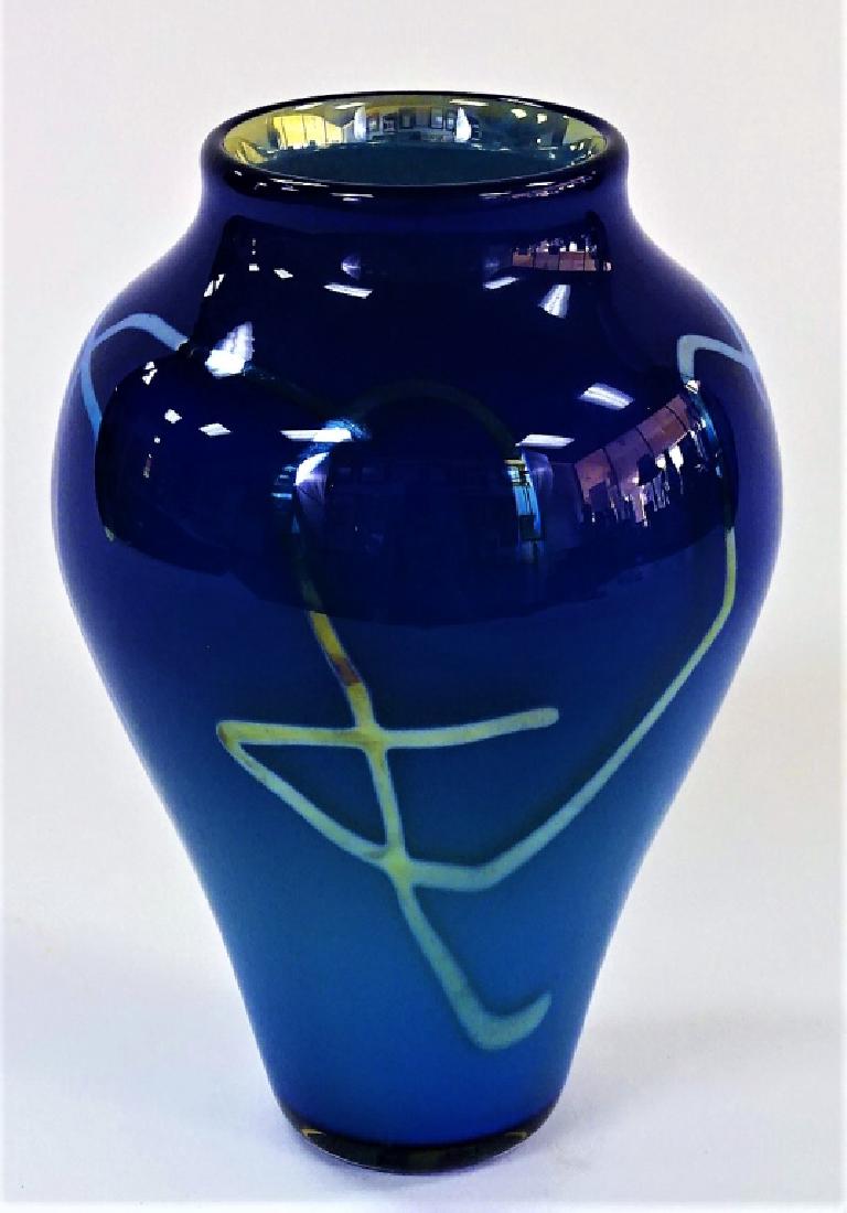 CONTEMPORARY SIGNED AMERICAN STUDIO GLASS VASE (1 of 2)