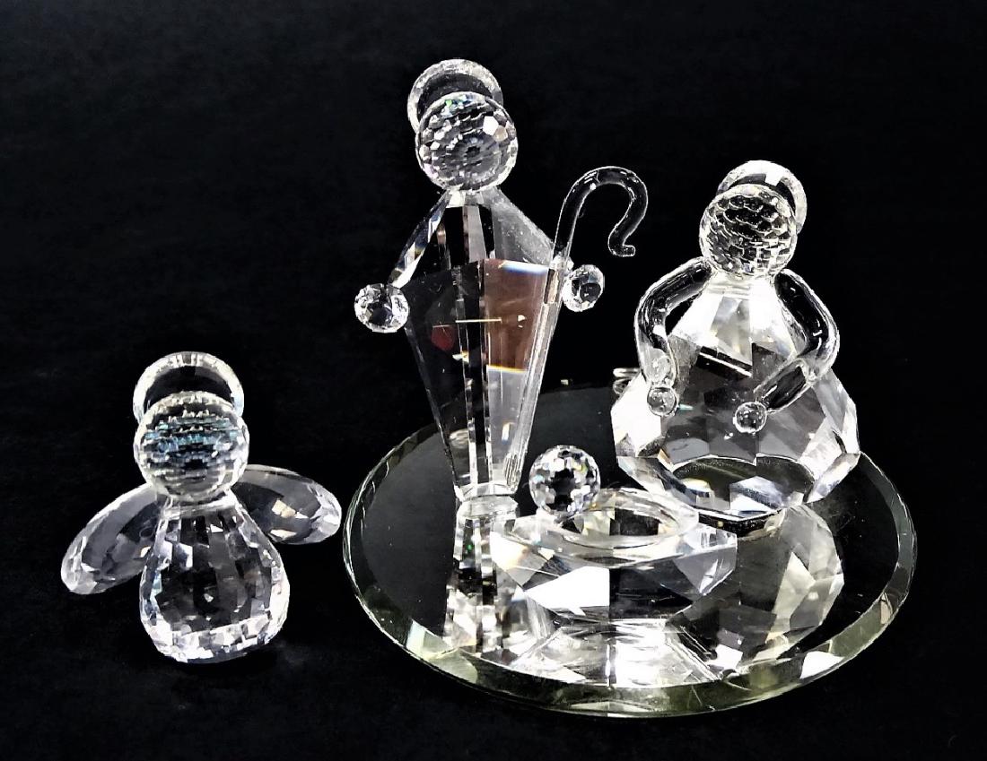 2PC SWAROVSKI CRYSTAL NATIVITY SCENE GROUP (1 of 2)